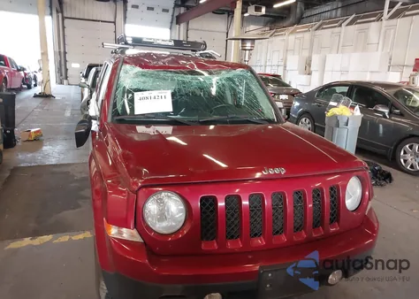 2014 Jeep Patriot Sport z USA, uszkodzony, nr VIN 1C4NJRBB8ED924482